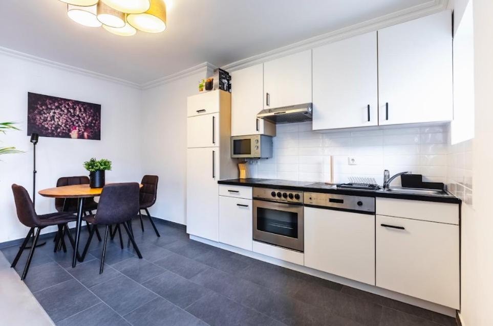 Experience Central Vienna From A Stylish And Modern Apartment Zewnętrze zdjęcie